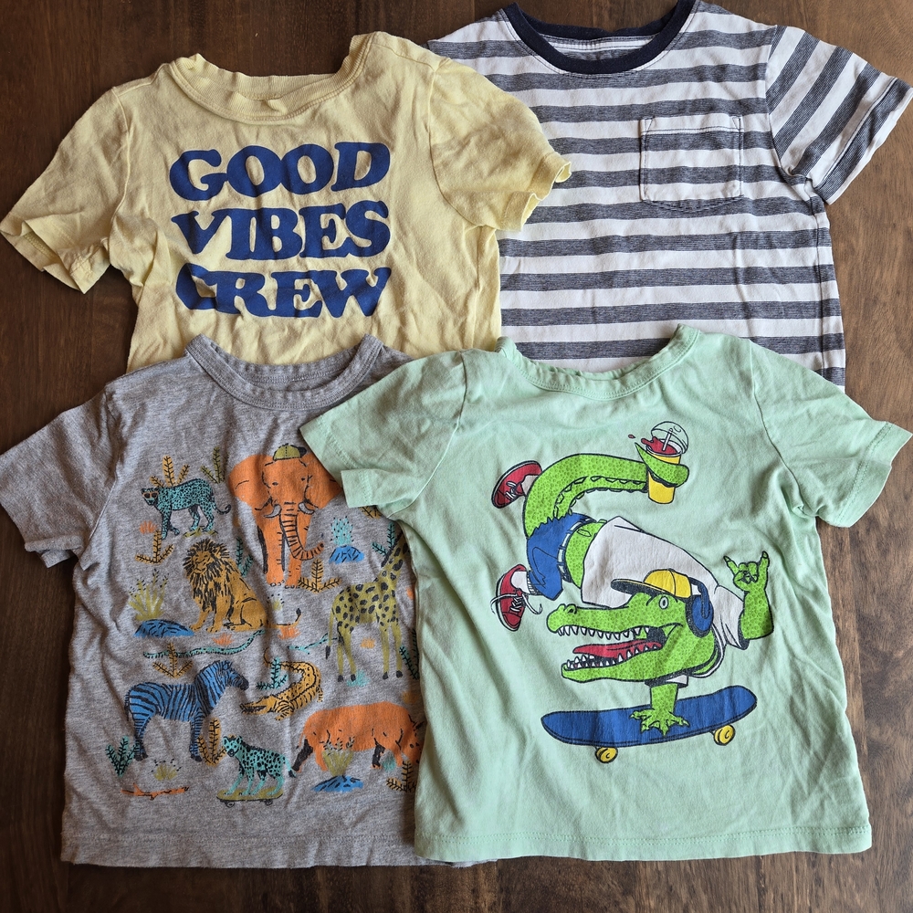4 GAP & Old Navy Short Sleeve Tees Graphic Summer T-shirts Size 3T Bundle